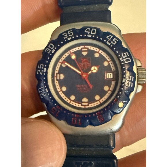 Tag Heuer F1 370.505 28mm Blue Red Women's Watch Swiss Quartz Vintage 1980s Date - Picture 3 of 12
